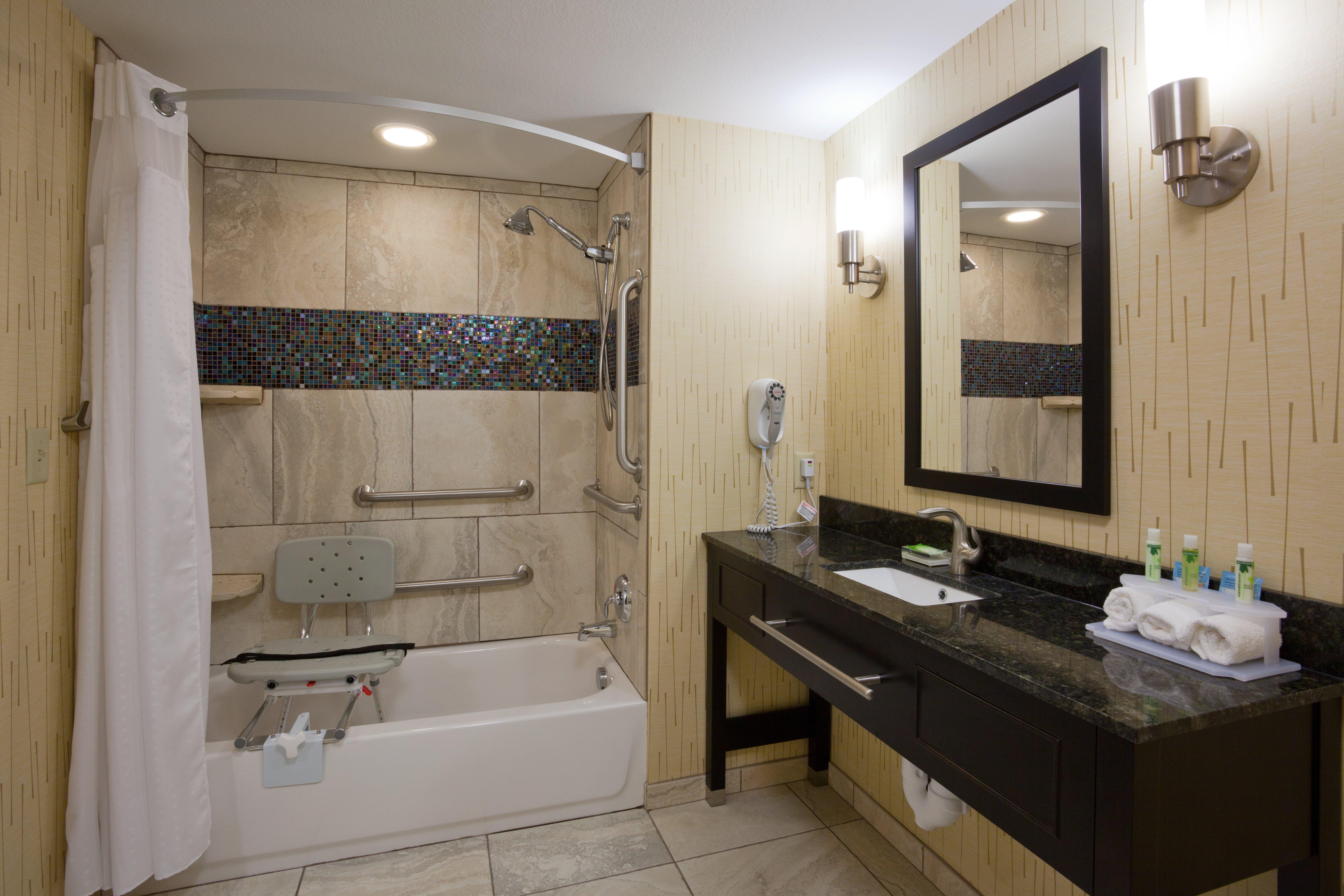 Holiday Inn Express & Suites Fort Dodge By Ihg Exterior foto